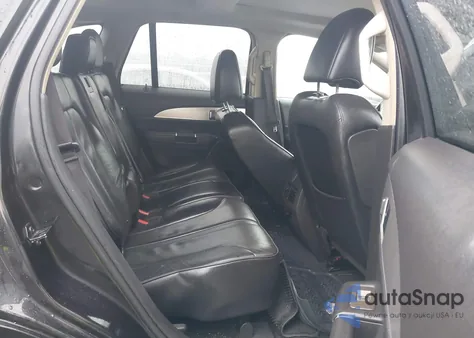 2011 Lincoln Mkx z USA, uszkodzony, nr VIN 2LMDJ8JKXBBJ01917